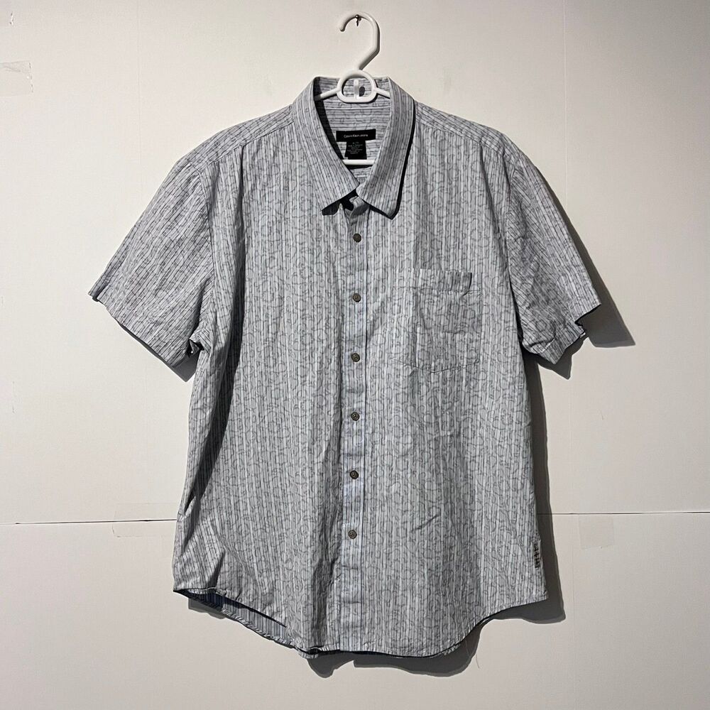 Calvin Klein Mens Shirt Size XL Light Grey Vertical Striped Floral Short Sleeve